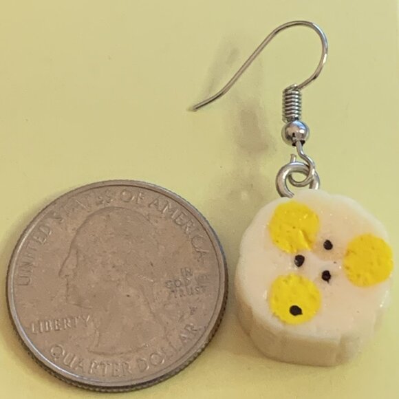 Banana Earring, Fruit Earring, Gift Idea, Funny Food Earring, Silly Earring - Picture 4 of 4